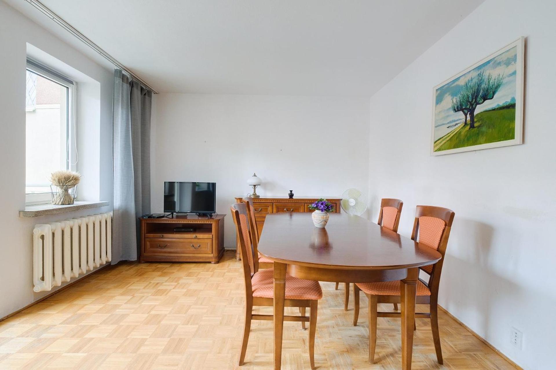 Spacious Apartment In Green Location Warsaw Exterior photo