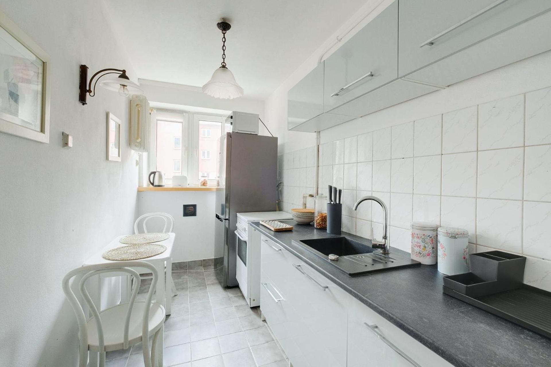 Spacious Apartment In Green Location Warsaw Exterior photo